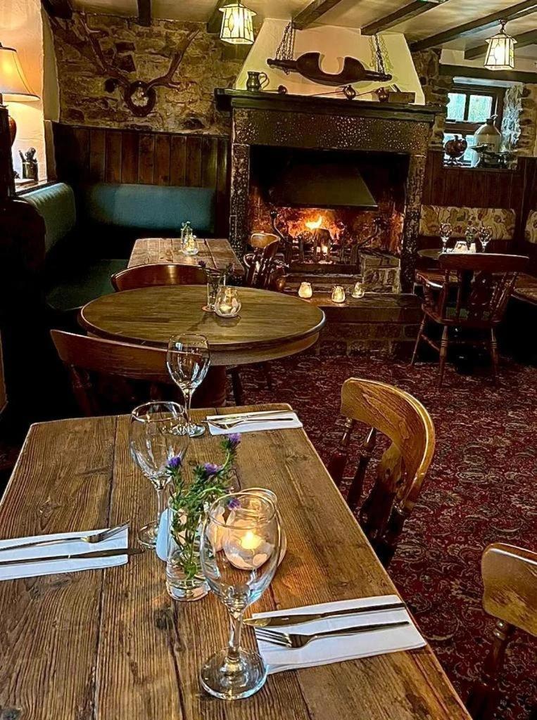 Farmyard Inn Youlgreave Ngoại thất bức ảnh